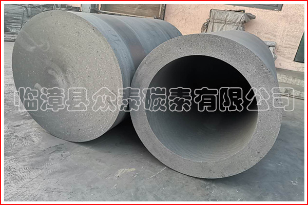 石墨電極淺談有關石墨坩堝的正確安裝方法